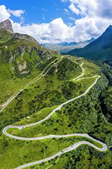 031019: Drone shot, winding road, Silvretta high alpine