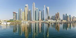 Airport: Dubai Marina and Harbour Skyline Architecture Luxury
