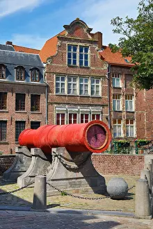 Gent: The Dulle Griet red cannon also known as Mad Meg