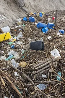 Scrap: Dumping of plastic waste by the sea, following the