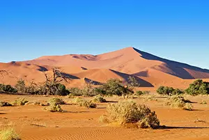 Namibian: Dunes of Sossusvlei, Namib Desert, Namib-Naukluft
