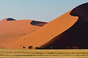 Sossusvlei: Dunes at Sossusvlei, Namib-Nauklift NP
