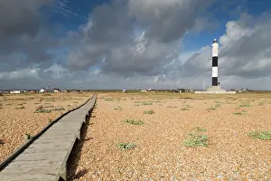 Dungeness: Dungeness - Lighthouse - Beach - board walk