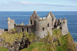 Eire: Dunluce Castle, Antrim Coast, County Antrim, Northern