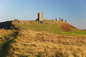 Dunstanburgh: Dunstanburgh Castle - view from coastal path north