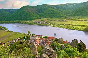 Wachau: Durnstein, Austria, Wachau Valley, Danube