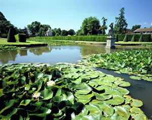 Severn: The Dutch Water Garden at Westury Court at Westury on Severn