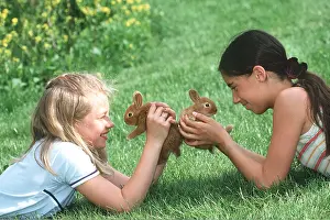 Owner: DWARF RABBIT X2 WITH 2 GIRLS