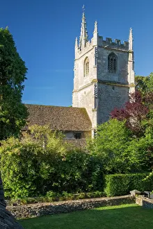 Features: Early morning below Saint Andrews Church, Castle
