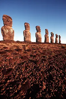 Sculptures: Easter Island, Chile - Moai, a kivi (Atiu) site