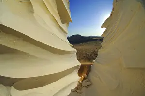 Cliffs: Egypt, White Desert, bizarre sandstone cliffs, Middle