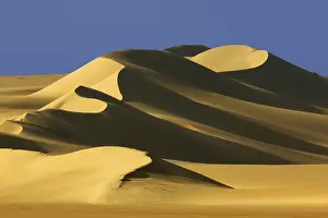 Sandstone: Egypt, White Desert, bizarre sandstone cliffs, Middle