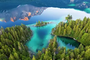 200819: Eibsee lake with Braxen island and water reflection