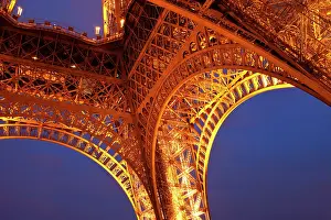 Paris: Eiffel Tower at twilight, Paris, France