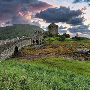 Wester: Eilean Donan Castle, Evening Sky, Dornie, West Highlands