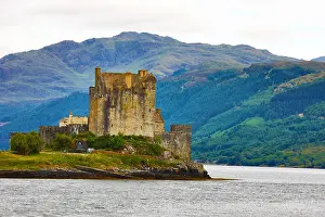 050818: Eilean Donan Castle on Loch Duich, Kyle of Lochalsh