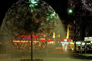 Fountains: El Alamein Fountain at night