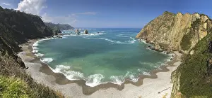 Playa: El Silencio beach - Asturias, Spain
