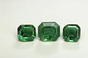 Mineralogy: Emerald Gemstones