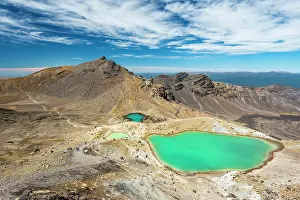 Extrusive: Emerald Lakes, crater lakes, volcanic landscape