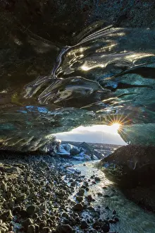 Interest: Entrance of the glacial cave in the Breidamerkurjoekull