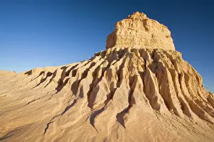 Lunette: Eroded pinnacles - of the lunette Walls of China