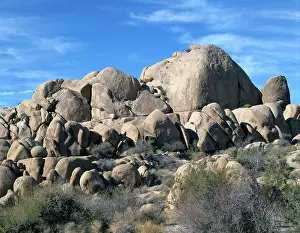 Jointing: Eroding Rocks, California
