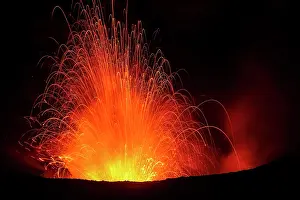 Eruption: Eruption, volcanic eruption, night view, volcano