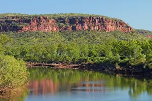 Escarpment: Escarpment reflected in Victoria River