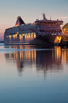 Walter: Estonia, Tallinn, Passenger Port, international