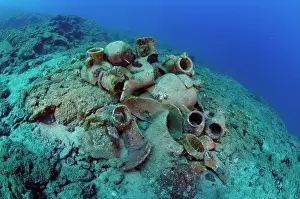 Remain: Etruscan Amphora in a protected archaeological