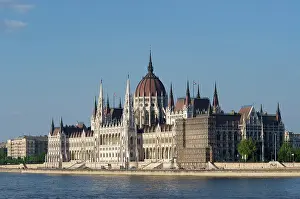 Government: Europe, Hungary, Budapest, Pest, Parliament