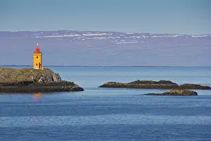 Loeken: Europe, Iceland, North Atlantic Ocean, lighthouse