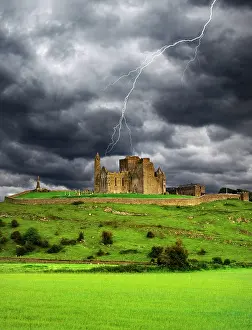 Dennis: Europe, Ireland, County Tipperary. Lightning