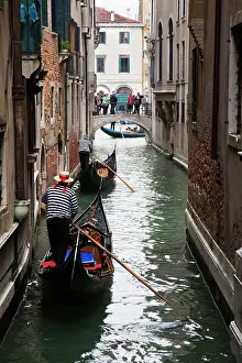 Nautical: Europe, Italy, Venice. Gondoliers In back