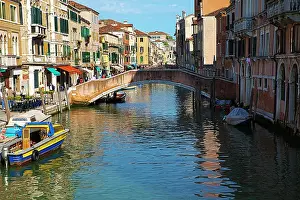 Nautical: Europe. Italy. Venice. Venice Views Along