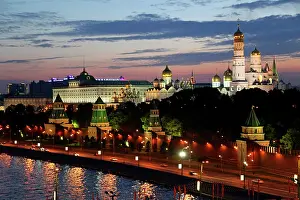 Kymri: Europe, Russia, Moscow. Dusk at the Kremlin