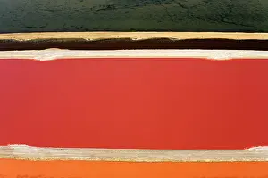 Arty: Evaporation ponds for the commercial extraction