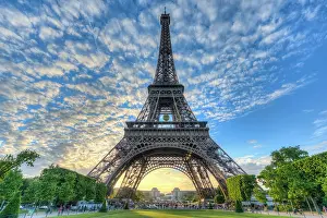 Tower: Evening mood, Eiffel Tower, Champ de Mars, Paris