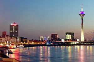 Filled: Evening scenery on the Rhine, Rheintur TV