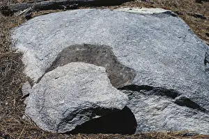 Jointing: Exfoliating Boulder