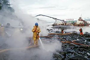 Valdez: Exxon-Valdez Oil Spill