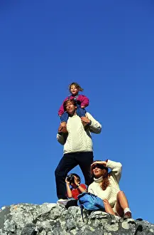 Walkers: Family - parents with two children, hiking