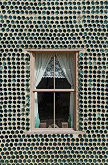 Beer: Detail of the famous Bottle House built from more