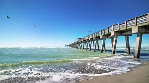 Pier: famous pier of venice, florida