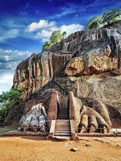 Stairway: Famous Sri Lankan tourist landmark, lion's paws
