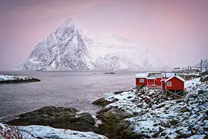 Rorbu: Famous tourist attraction Hamnoy fishing village