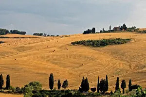Bales: Farmhouse, Tuscany, Italy