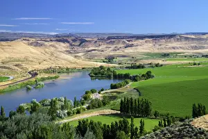 Elmore: Farmland along the Snake River
