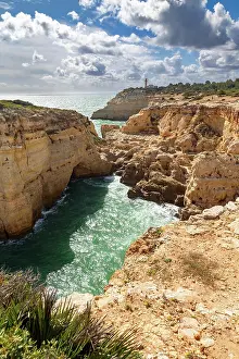 Algarve: Farol de Alfanzina, a lighthouse near Carvoeiro